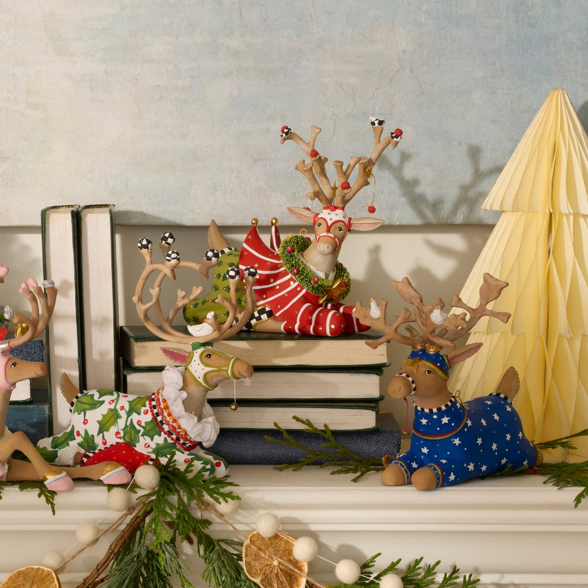 Patience Brewster Dash Away Sitting Prancer Reindeer Figure - Image 2