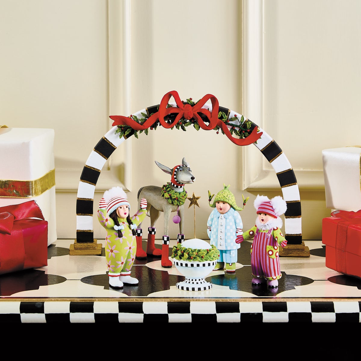 Patience Brewster Carolers 6-Piece Introductory Set - Image 3
