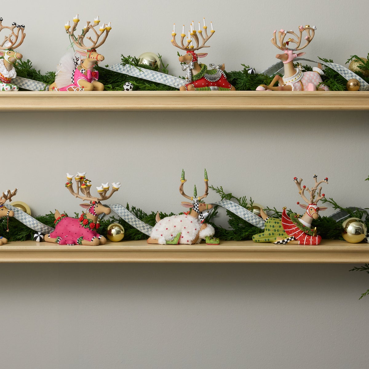 Patience Brewster Dash Away Sitting Blitzen Reindeer Figure - Image 2