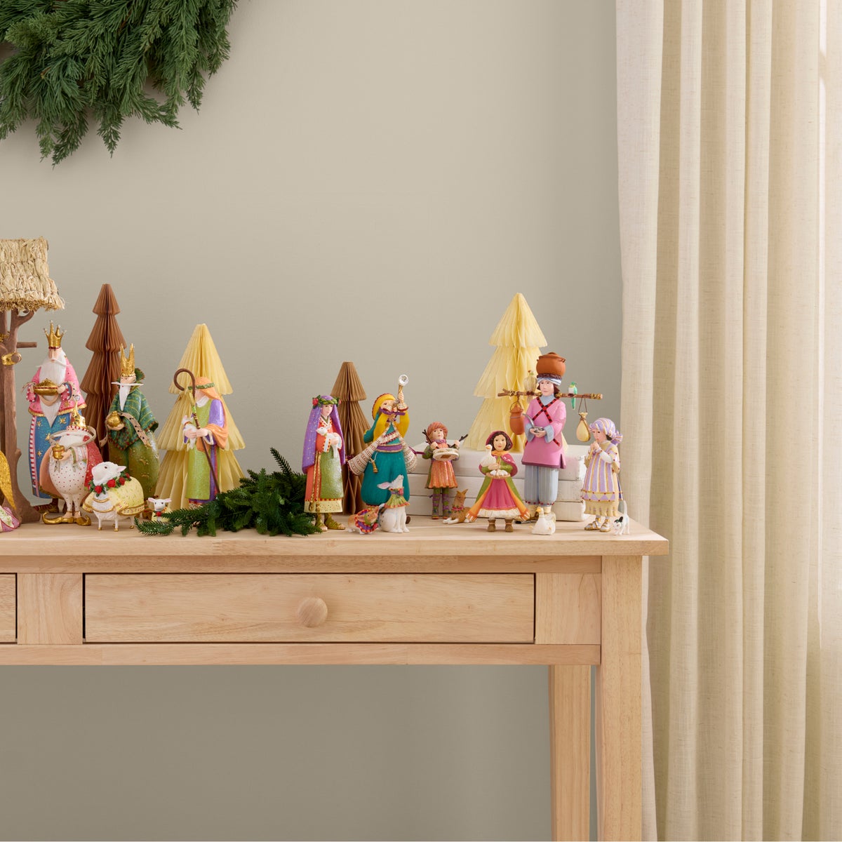 Patience Brewster Nativity Manger Figures Set - Image 3
