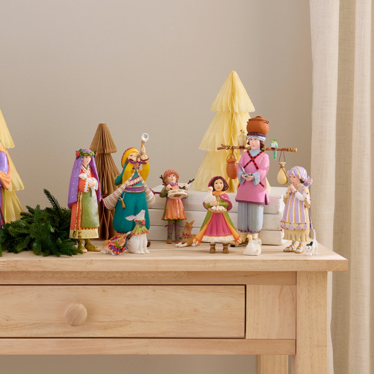 Patience Brewster Nativity Manger Figures Set - Image 5
