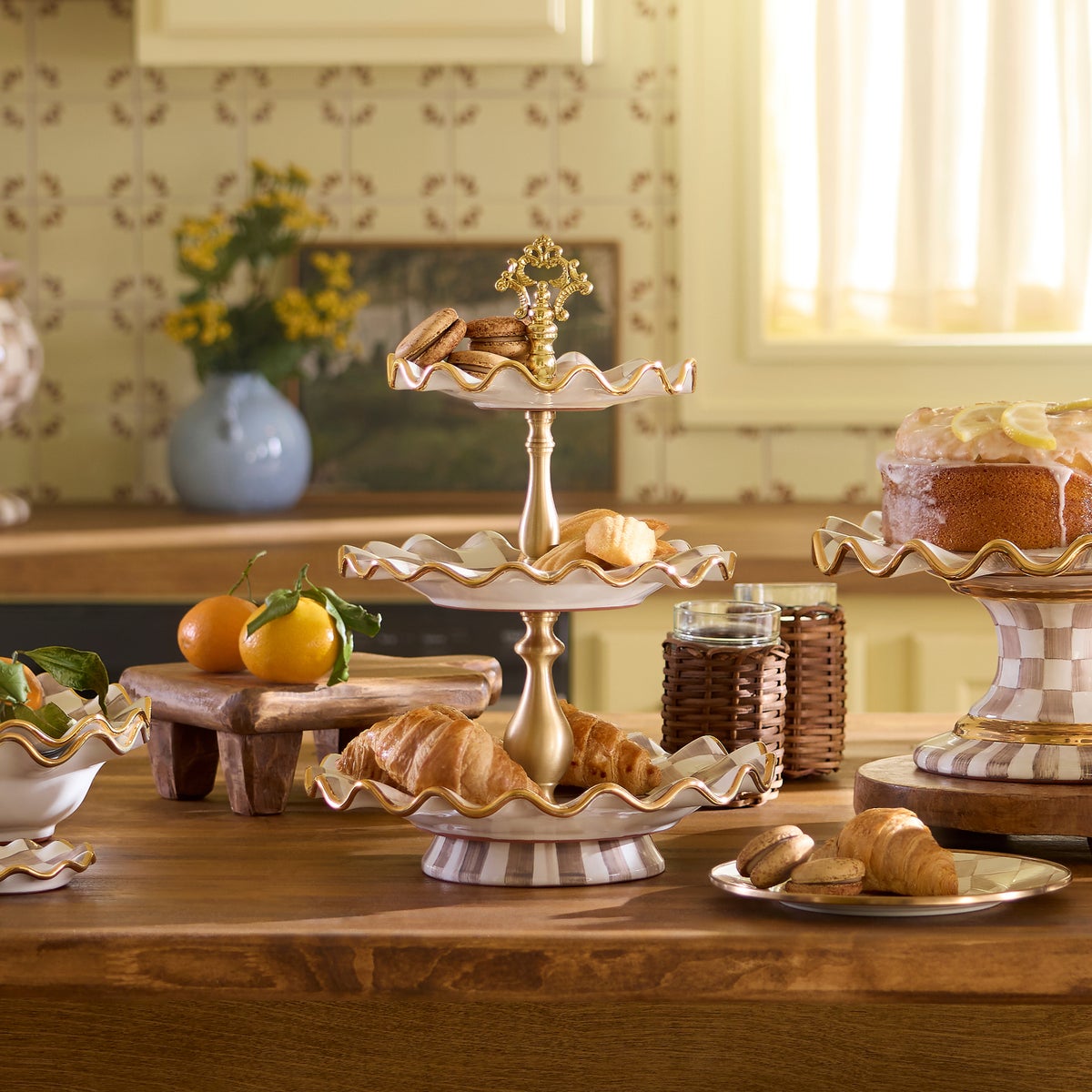Mocha Check Ceramic Three Tier Sweet Stand - Image 4