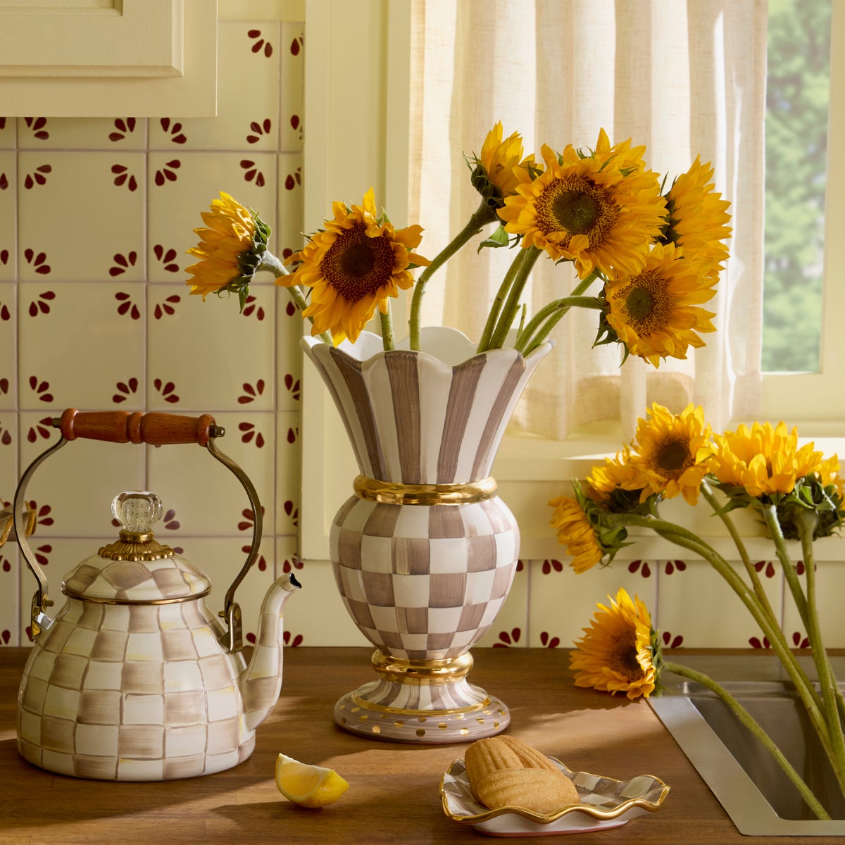 Mocha Check Ceramic Great Vase - Image 2