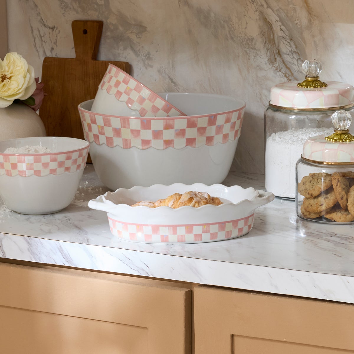 Rosy Check Everyday Small Oval Baker - Image 2
