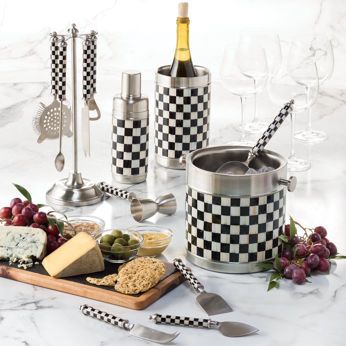 Courtly Check 3260 Cocktail Shaker - Image 2