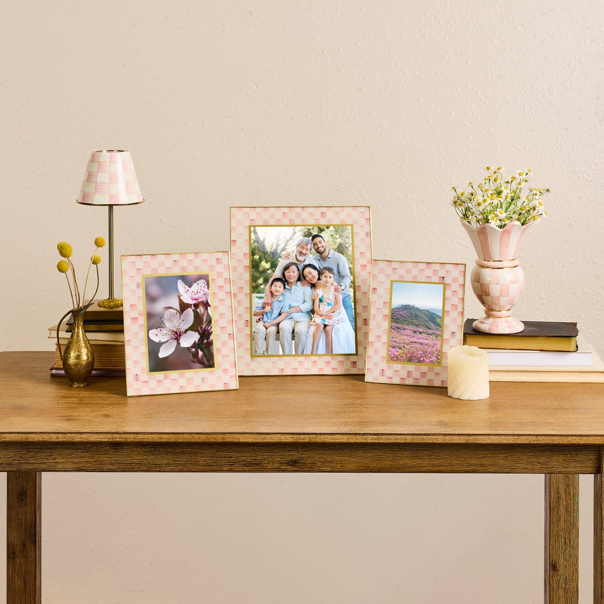 Rosy Check 4" x 6" Glass Frame - Image 2