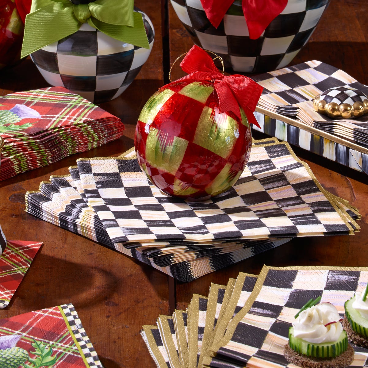 Courtly Check Dinner Paper Napkins - Image 3