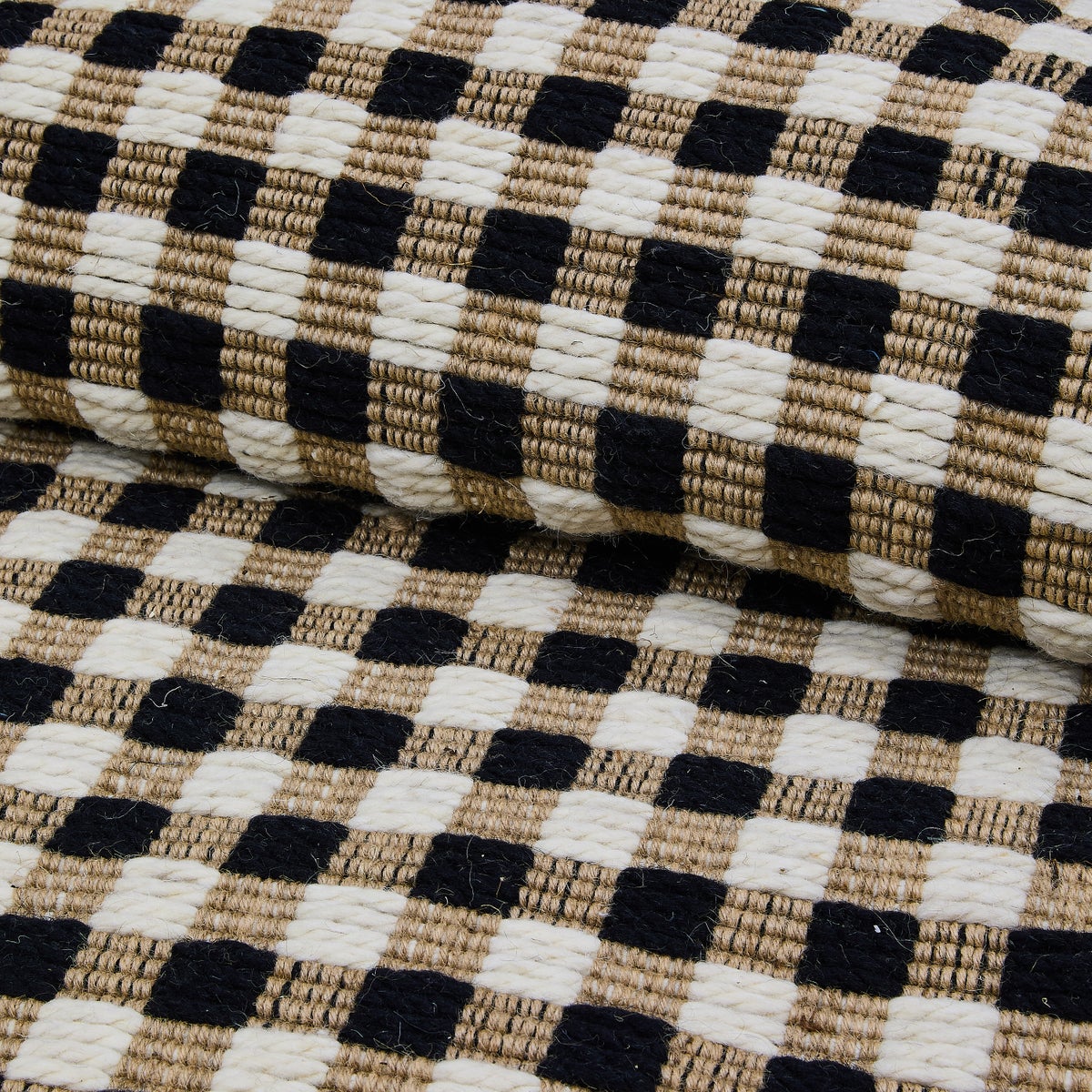 Natural, Black & White Checked 6' x 9' Rug - Image 2
