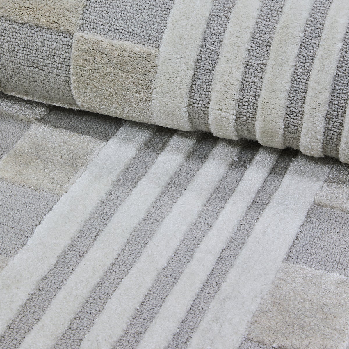 Light Grey Tonal Check 5' x 8' Rug - Image 2
