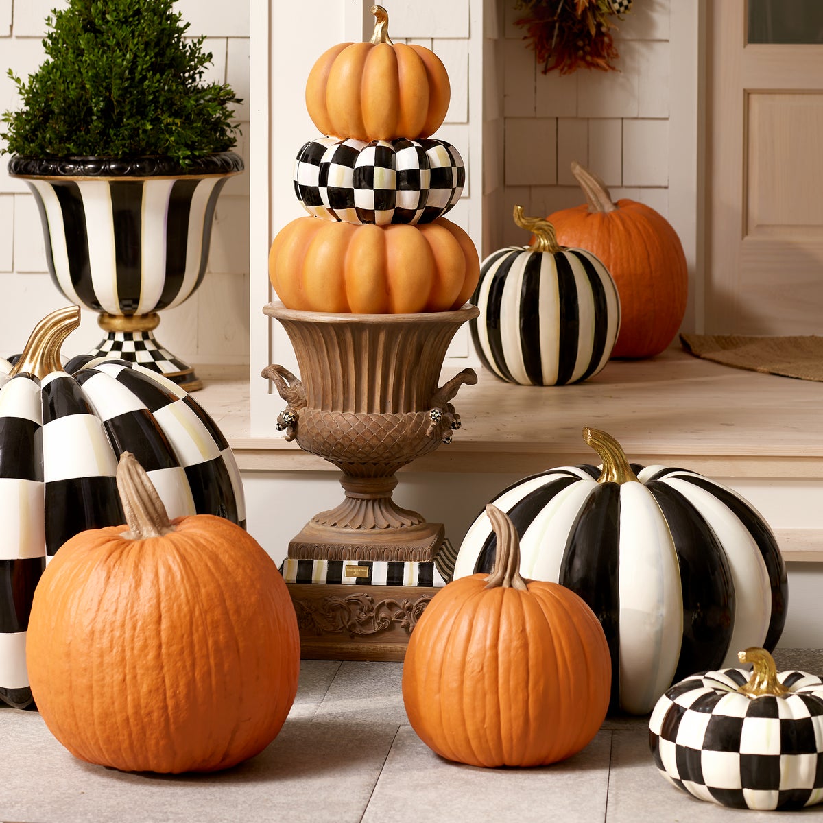 Courtly Stripe Glossy Large Pumpkin - Image 2