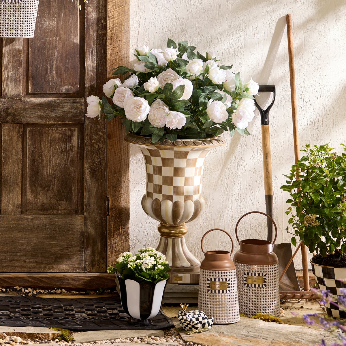 Mocha Check Pedestal Urn - Image 3