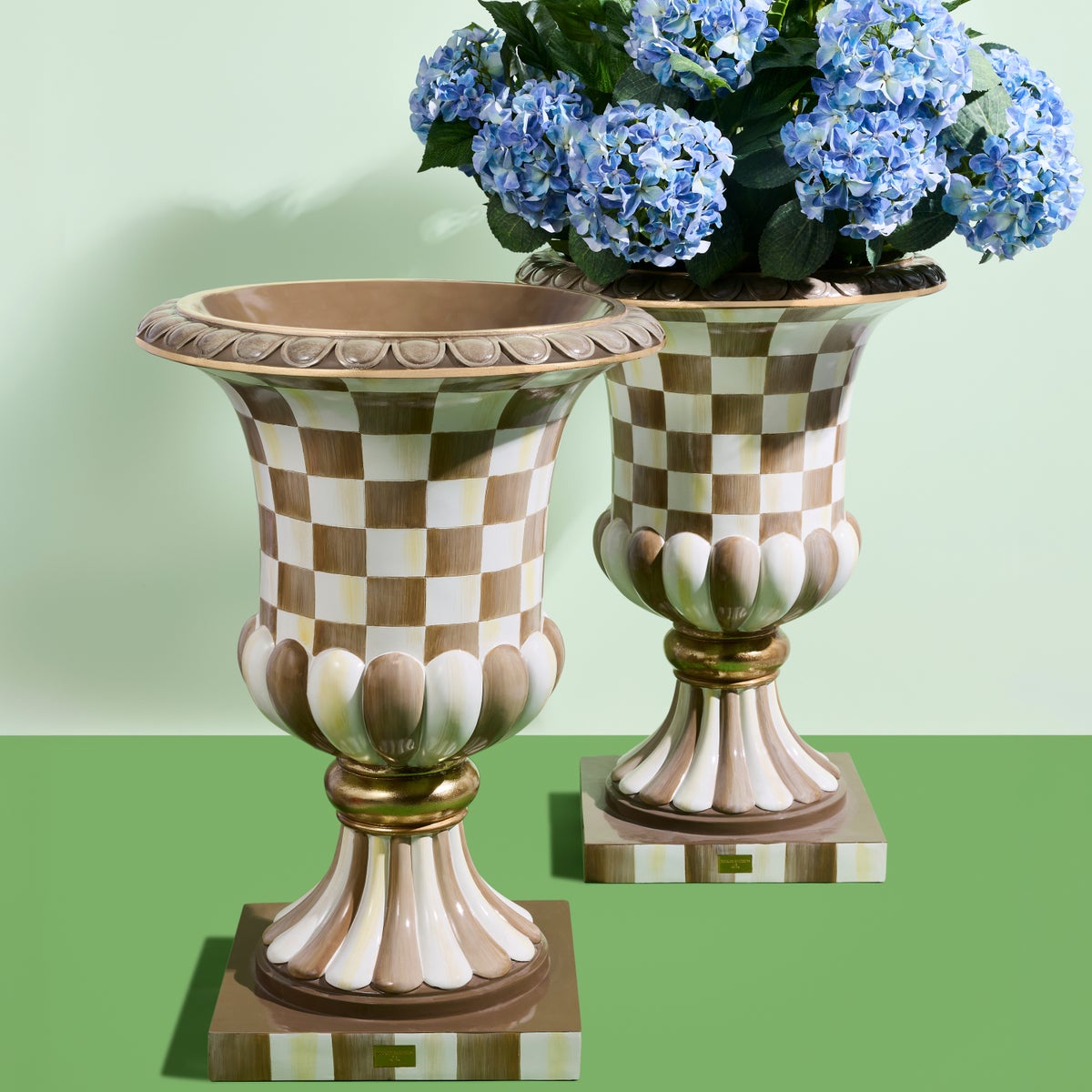 Mocha Check Pedestal Urn - Image 5