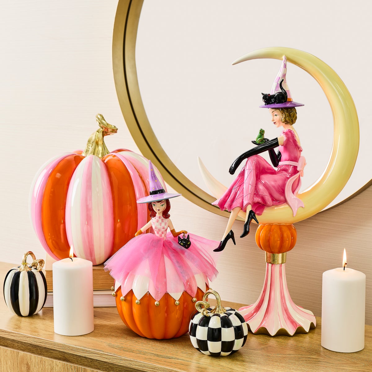 Glam 'o' ween Witch on Moon Figurine - Image 2