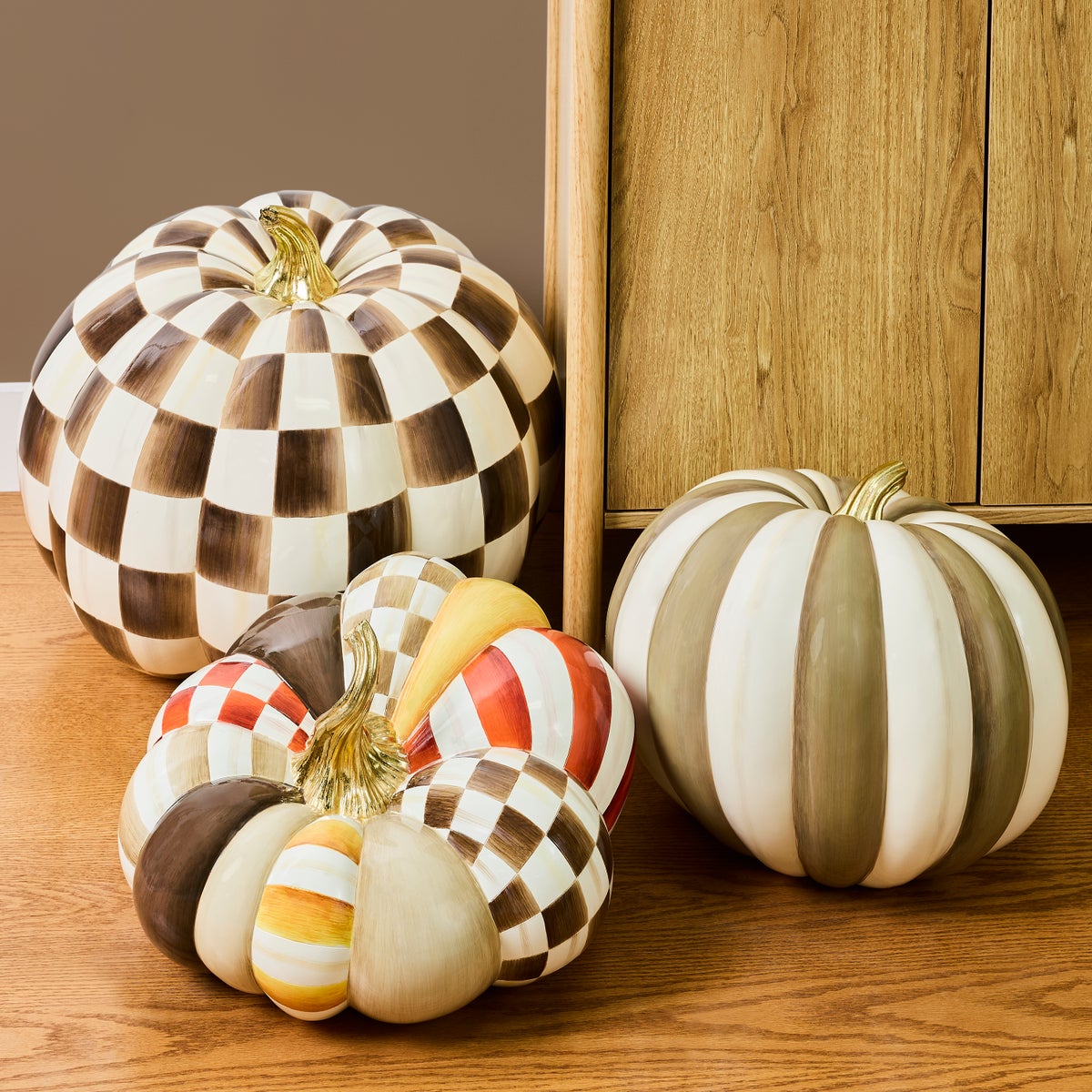 Chocolate Check Jumbo Pumpkin - Image 2