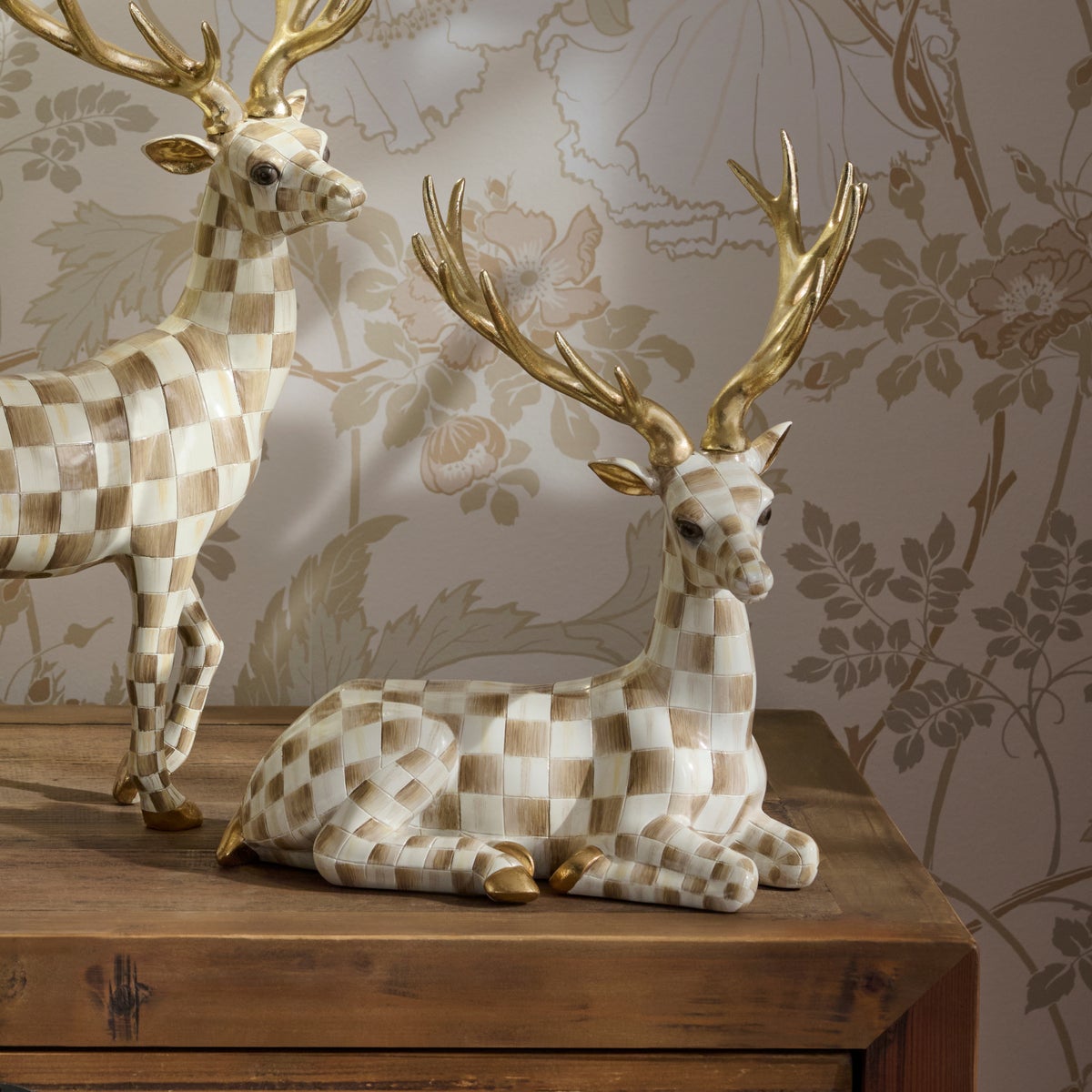 Mocha Check Resting Deer - Image 5