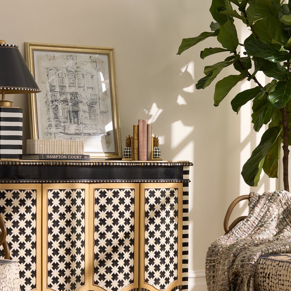 Pineapple Bookends - Image 2