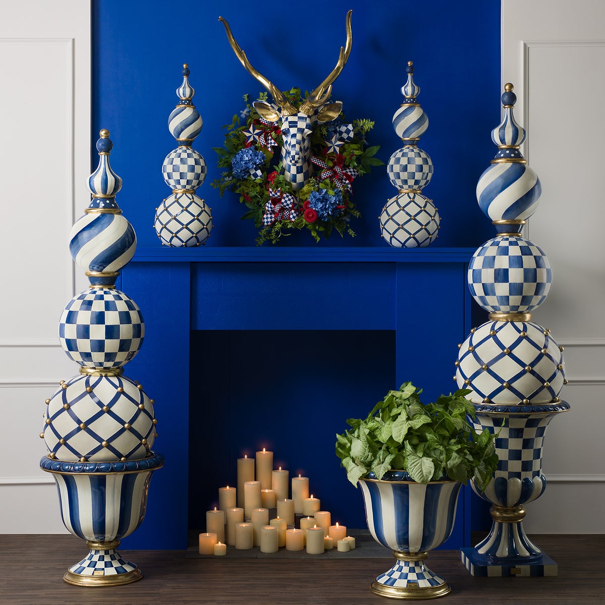 Royal Check Pedestal Urn - Image 2