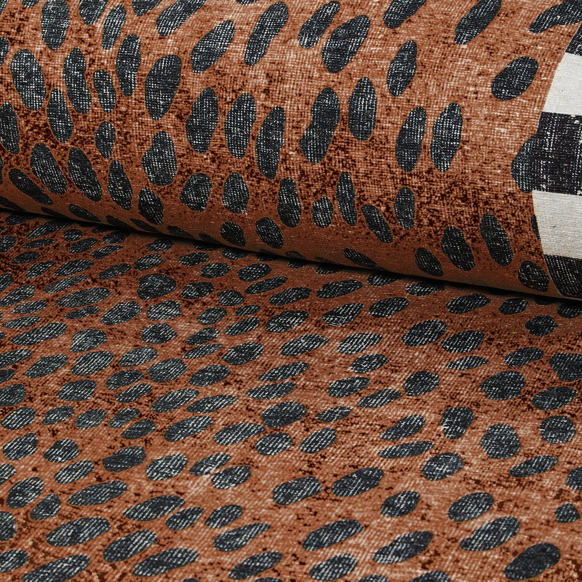 Cheetah 2'6" x 10' Washable Runner - Image 2