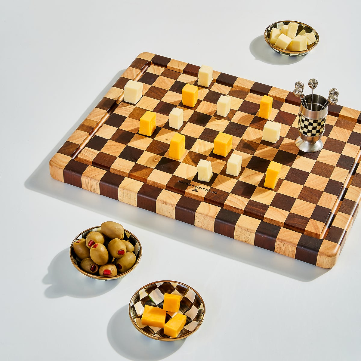Check Carving Board - Image 4