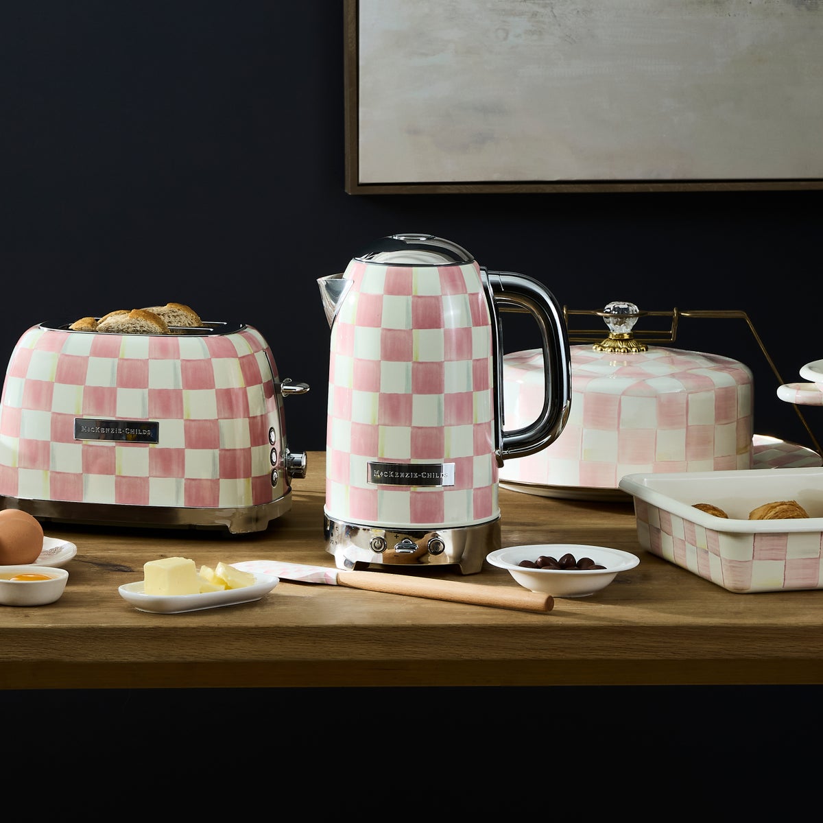 Rosy Check Electric Kettle - Image 3