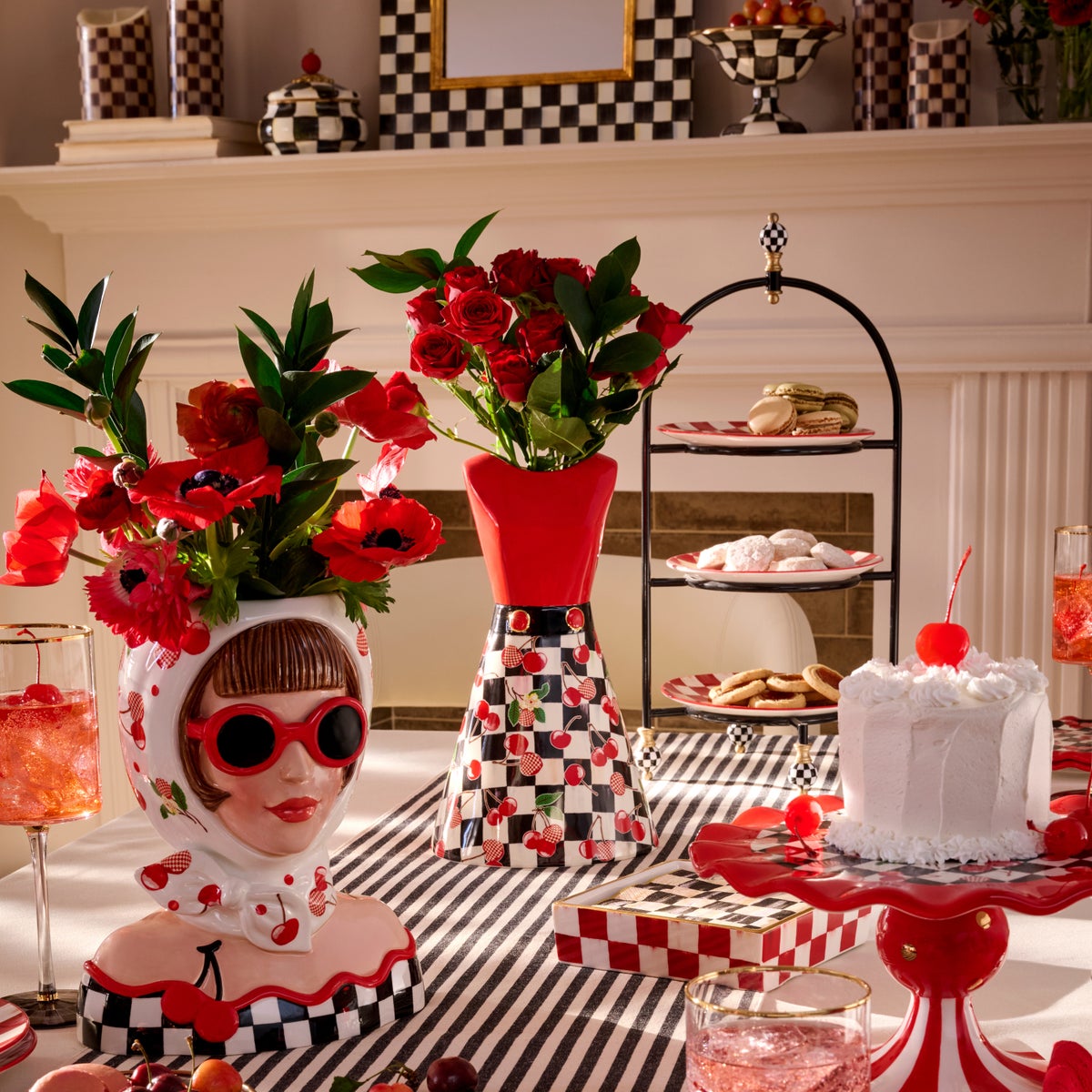 Mon Cheri Tall Dress Vase - Image 4