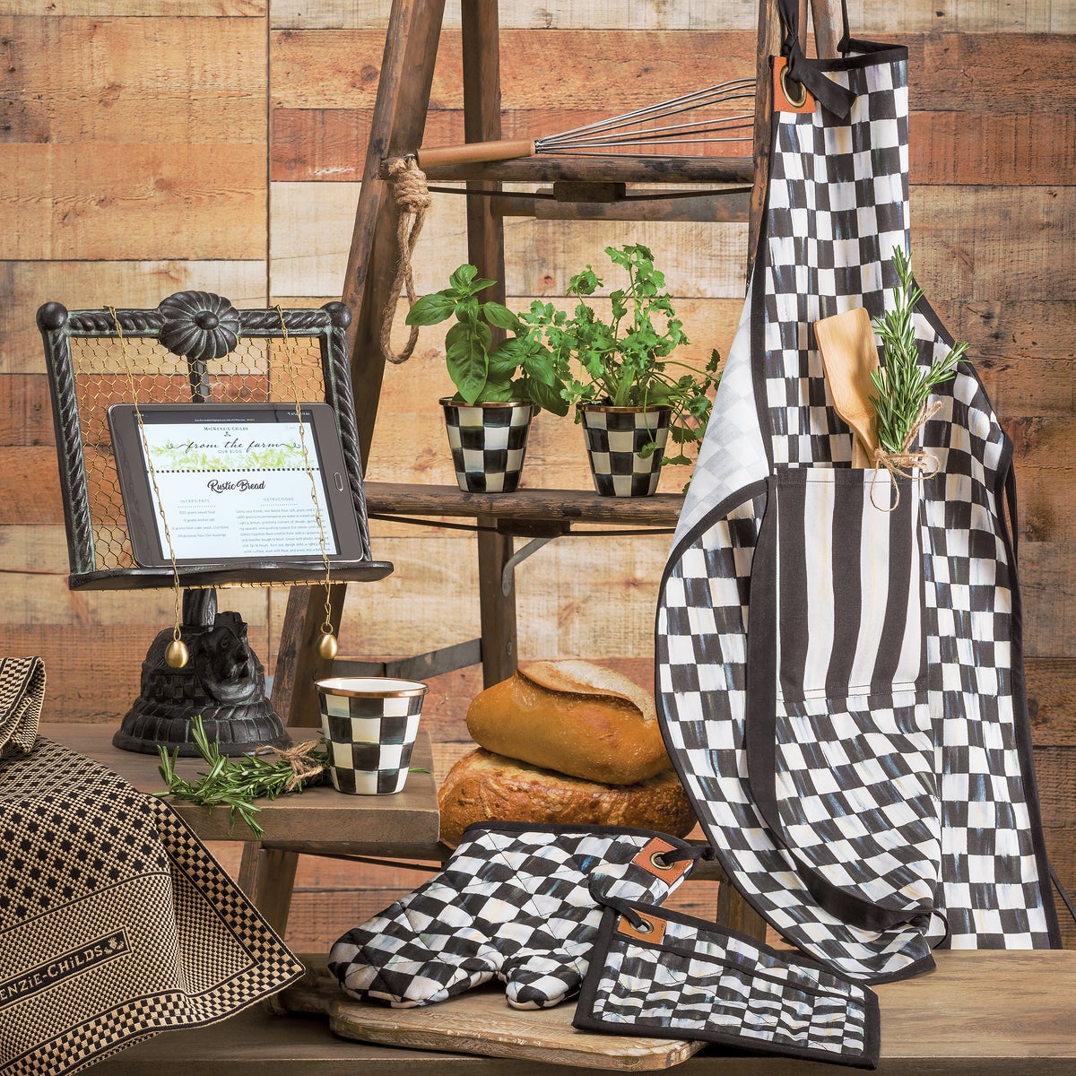 Courtly Check Bistro Apron - Image 3