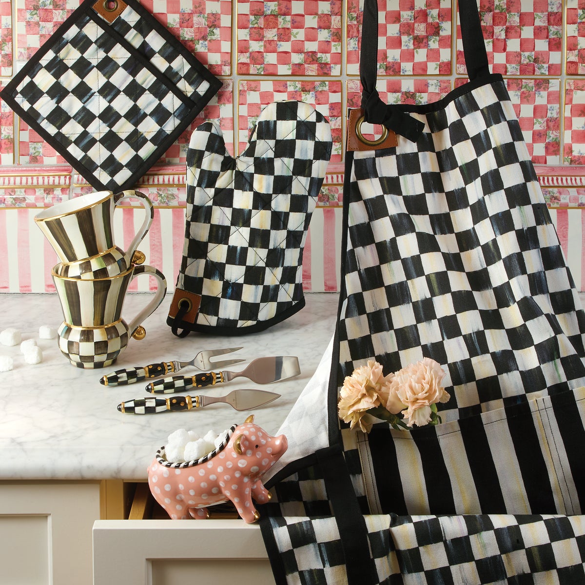 Courtly Check Bistro Apron - Image 4