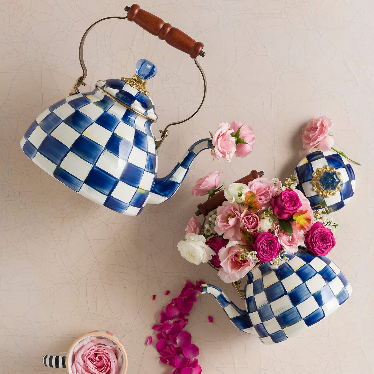 Royal Check 3 Quart Tea Kettle - Image 4