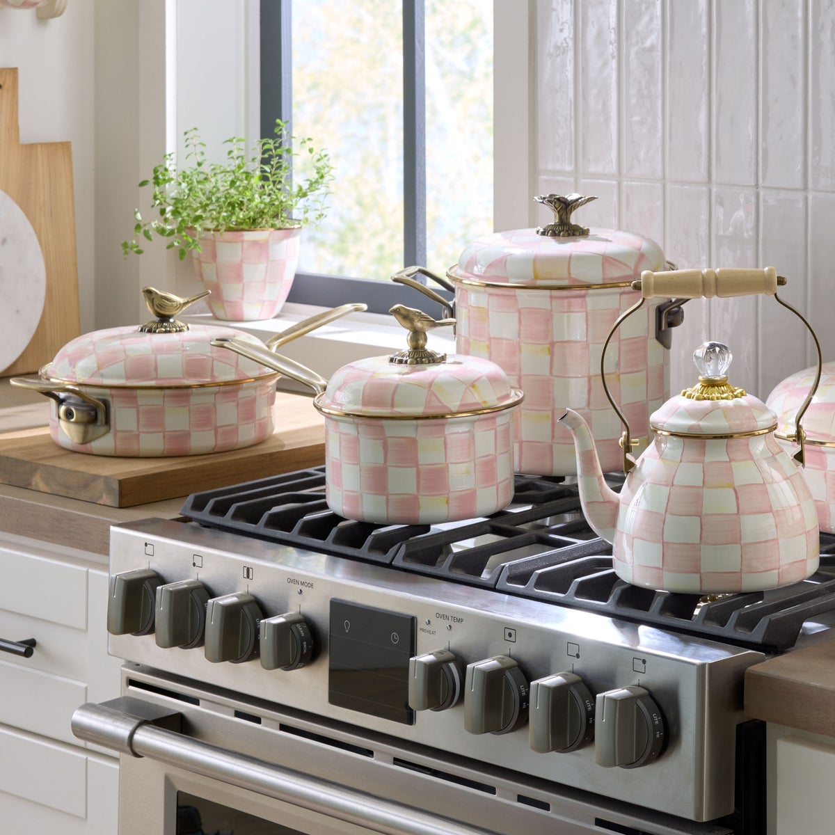 Rosy Check 2.5 Qt. Saucepan - Image 2