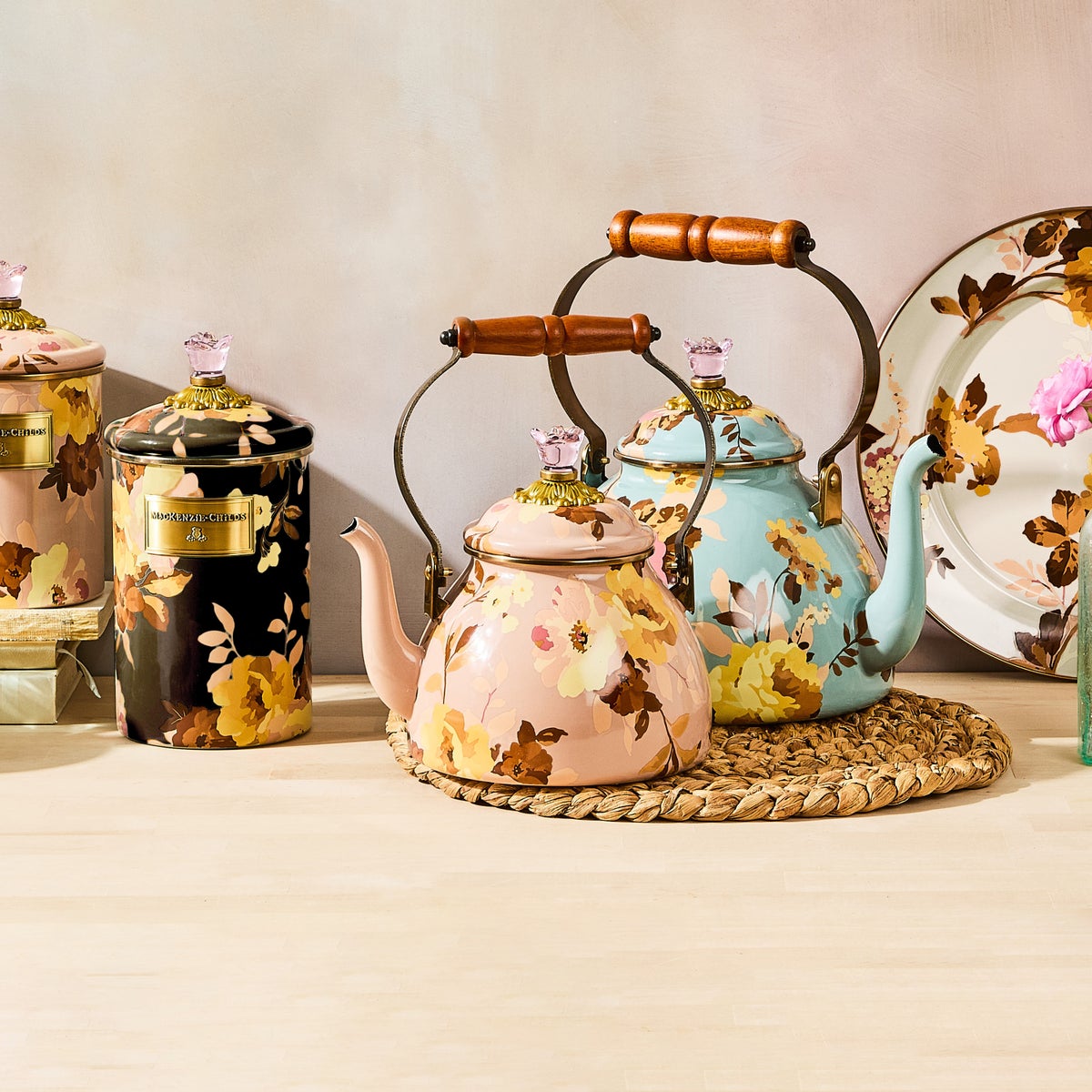 Wild Rose Mauve 2 Quart Tea Kettle - Image 4