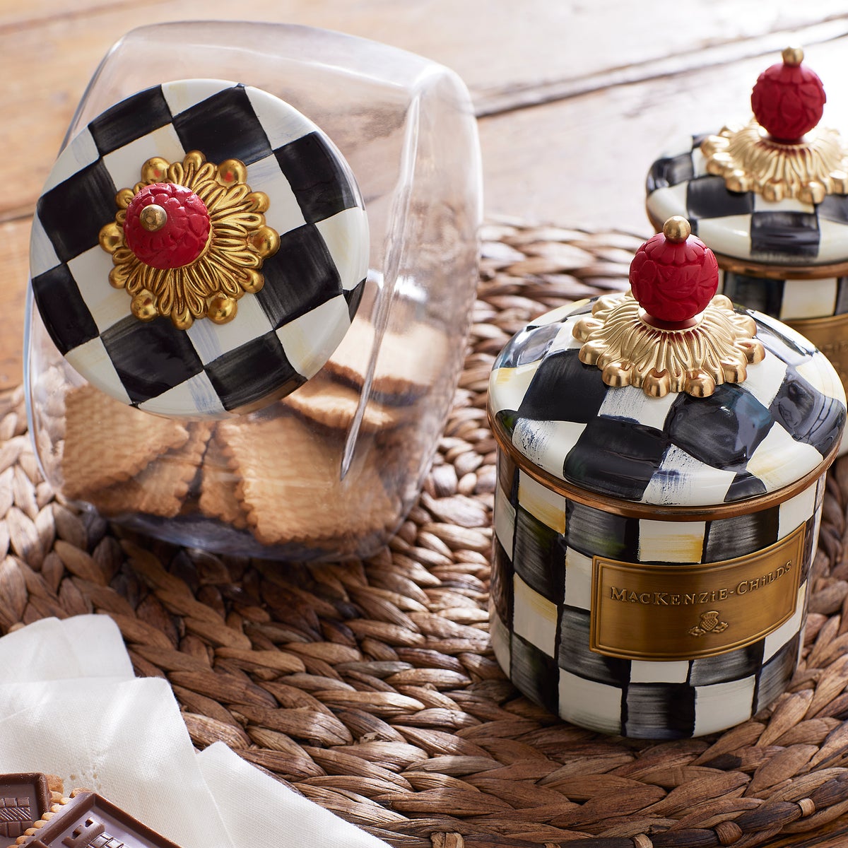 Sweets Jar with Courtly Check Enamel Lid - Image 3