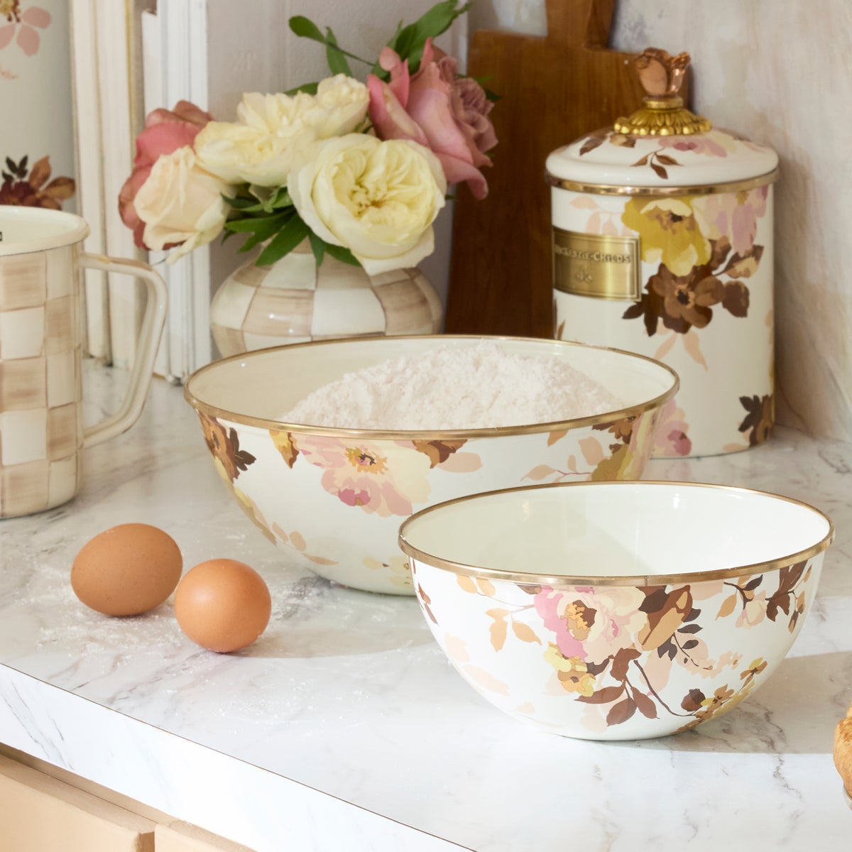 Wild Rose White Medium Everyday Bowl - Image 2
