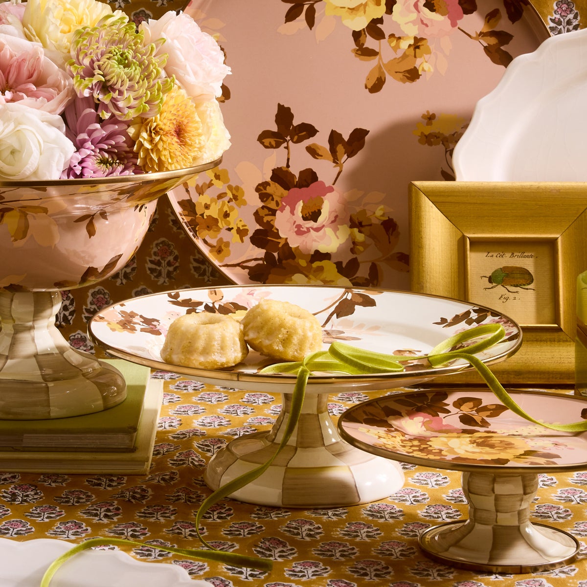 Wild Rose White Small Pedestal Platter - Image 5