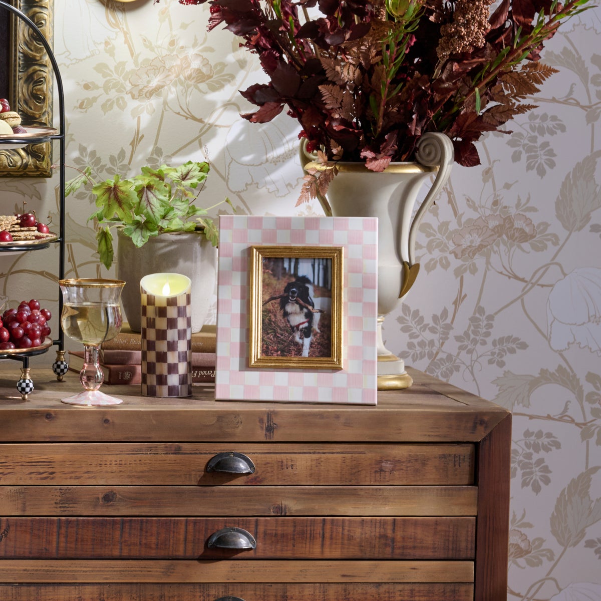 Rosy Check 4" x 6" Frame - Image 5